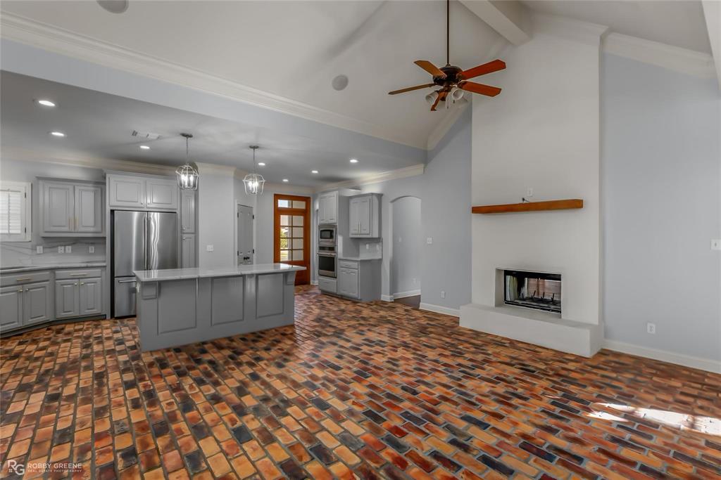1012 Conti Circle Property Photo 13