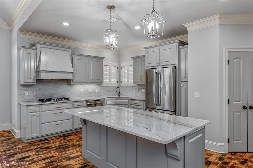 1012 Conti Circle Property Photo 15