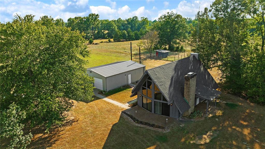 6517 County Road 45600 Property Photo 1