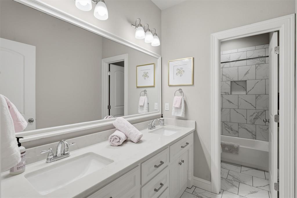 3813 Pershing Avenue Property Photo 18