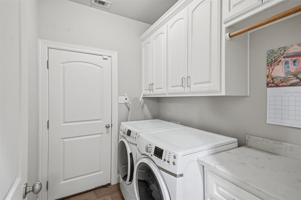 3813 Pershing Avenue Property Photo 21