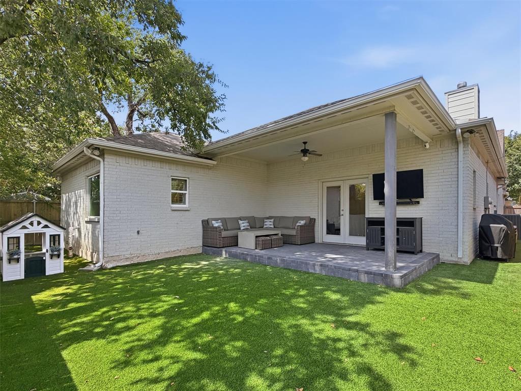 3813 Pershing Avenue Property Photo 22