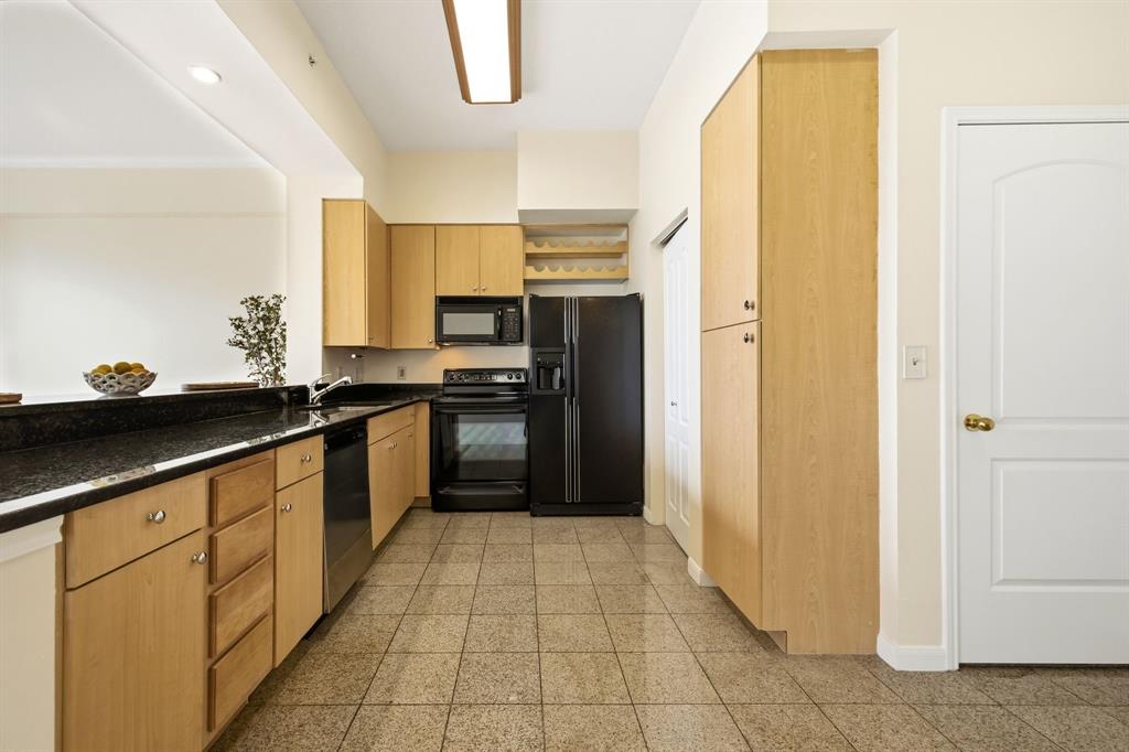 3225 Turtle Creek Boulevard 810 Property Photo 5