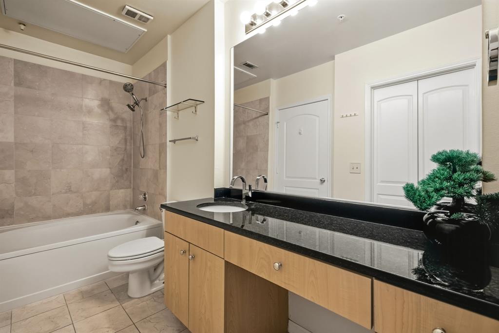 3225 Turtle Creek Boulevard 810 Property Photo 8