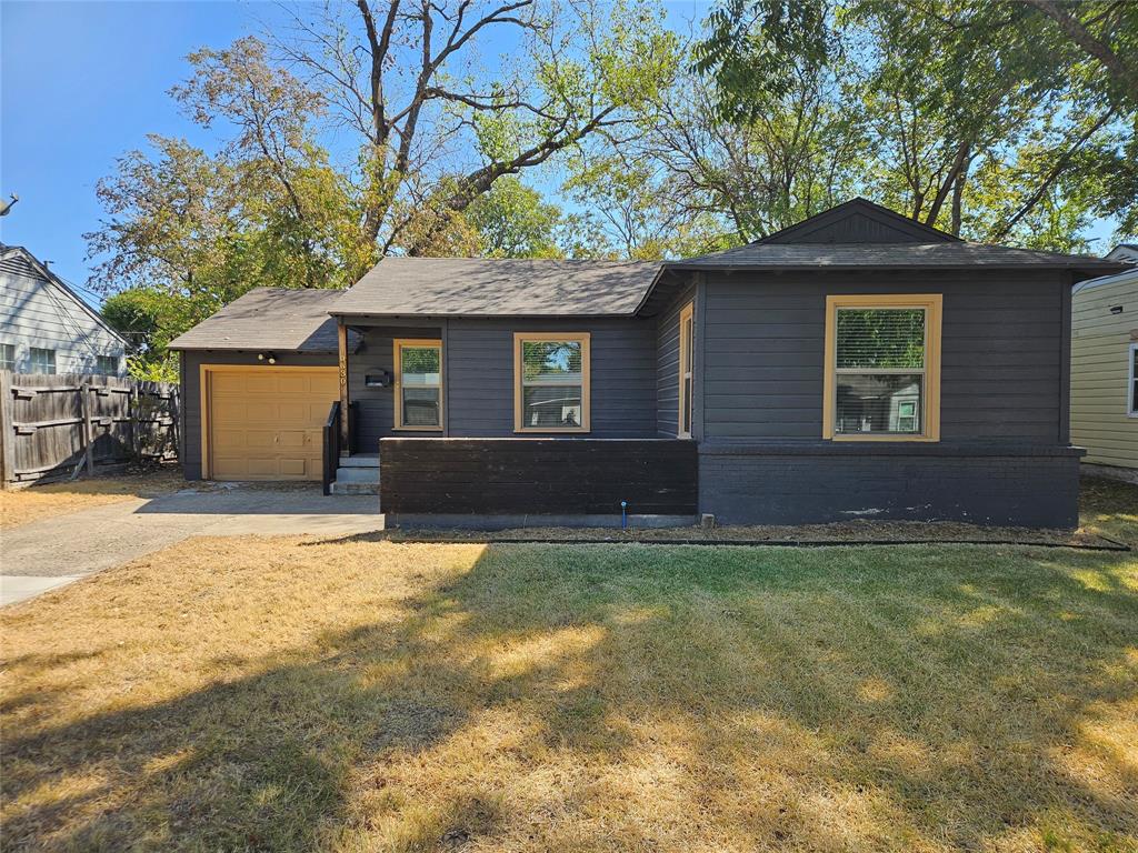 10630 Newcombe Drive Property Photo 1
