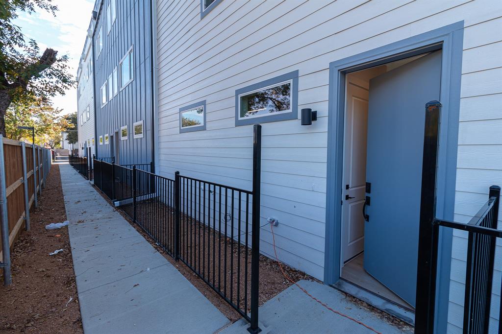 1626 Andrade Place Property Photo 1