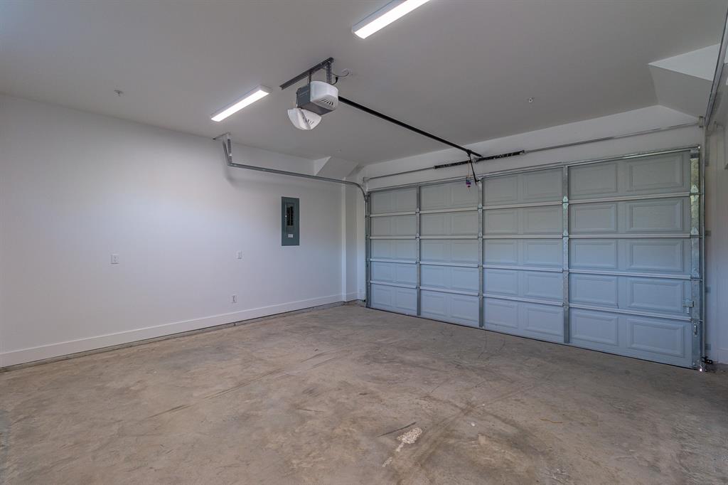 1626 Andrade Place Property Photo 3
