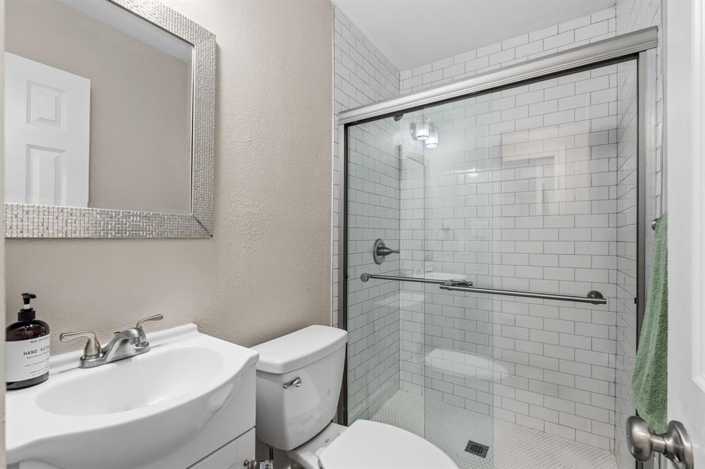 2909 Ryan Place Drive Property Photo 20
