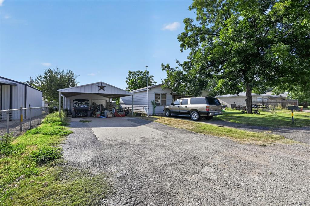 525 Chestnut Street Property Photo 8