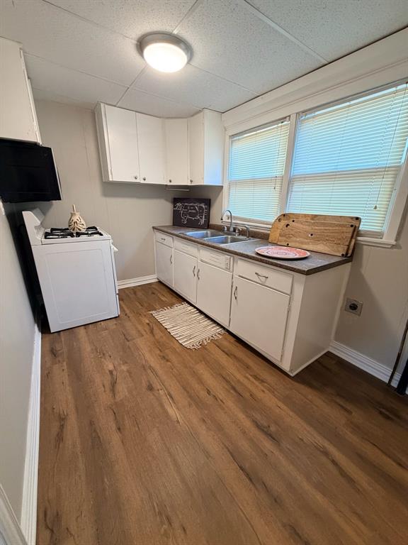 1109 E Ikard Street Property Photo 4
