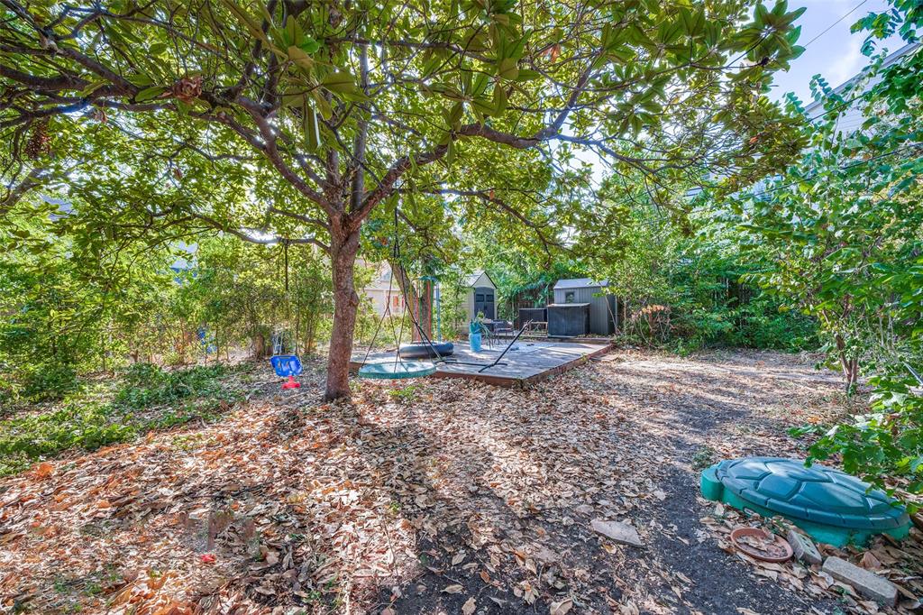 559 Blanning Drive Property Photo 18