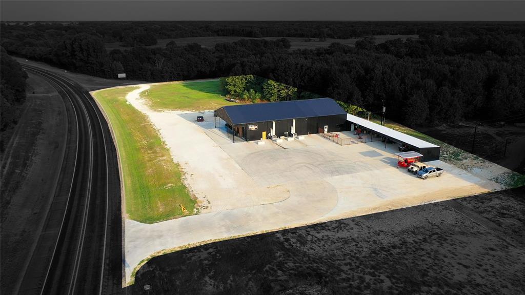 202 County Road 1270 Property Photo 1