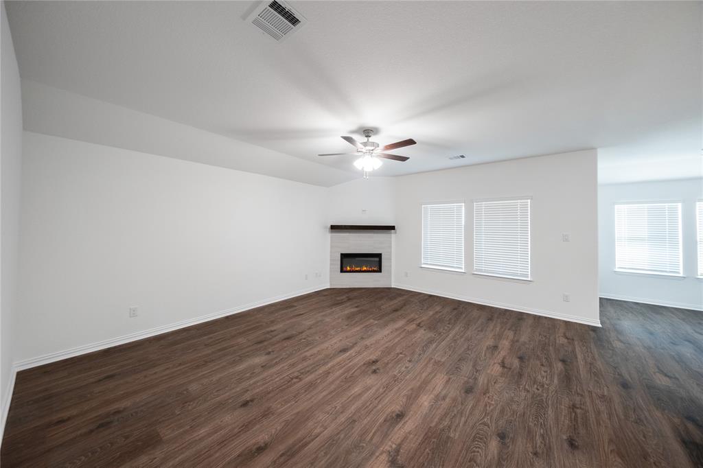 3029 Flintrock Lane Property Photo 7