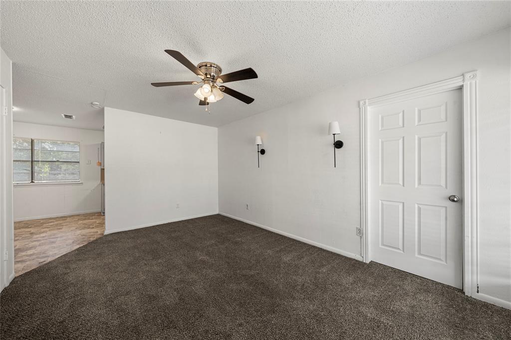 914 Randa Street Property Photo 2