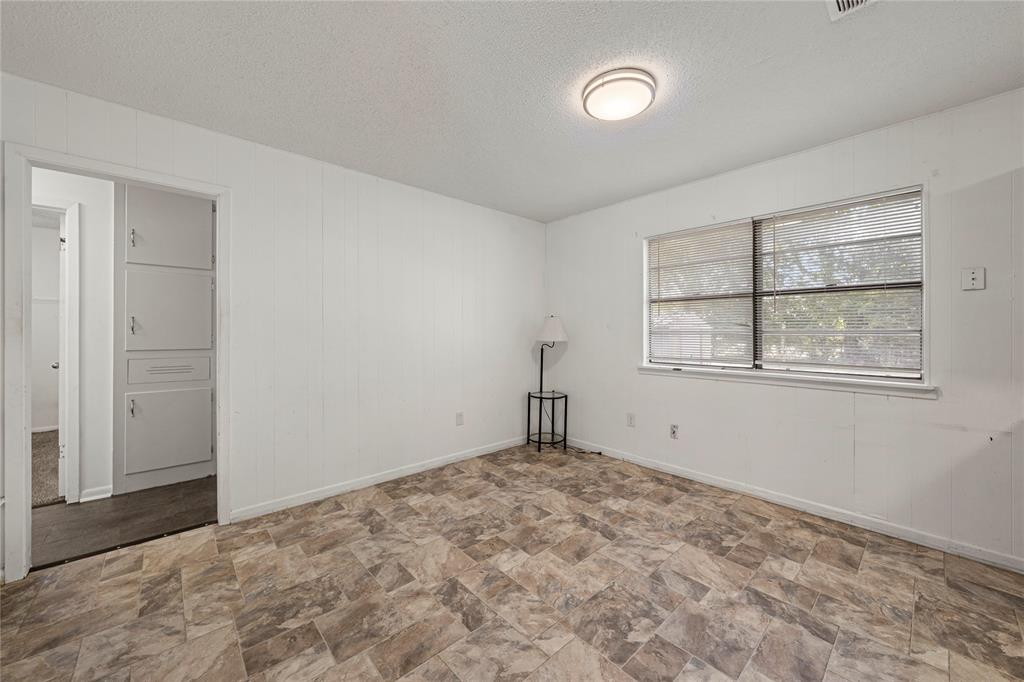 914 Randa Street Property Photo 6