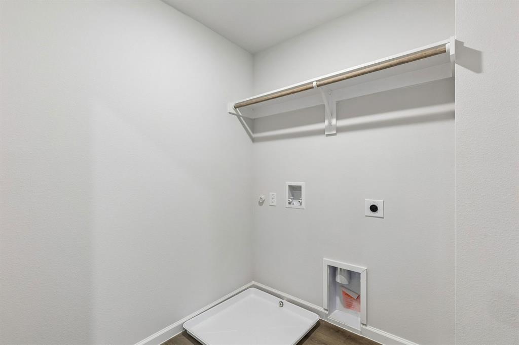836 Springwell Drive Property Photo 21