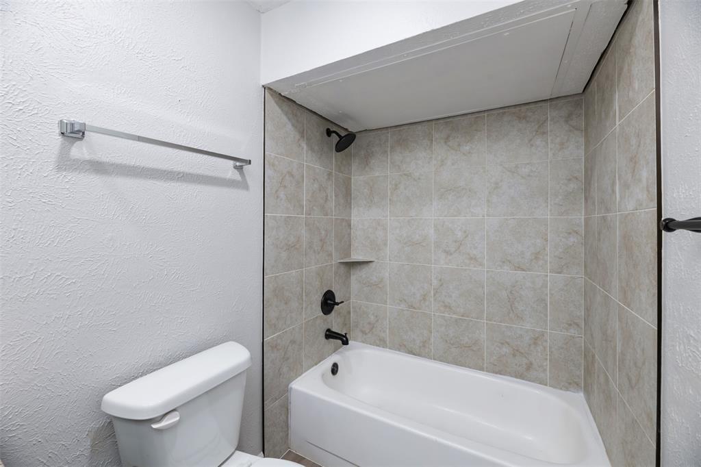 722 Circle Cove Drive Property Photo 20