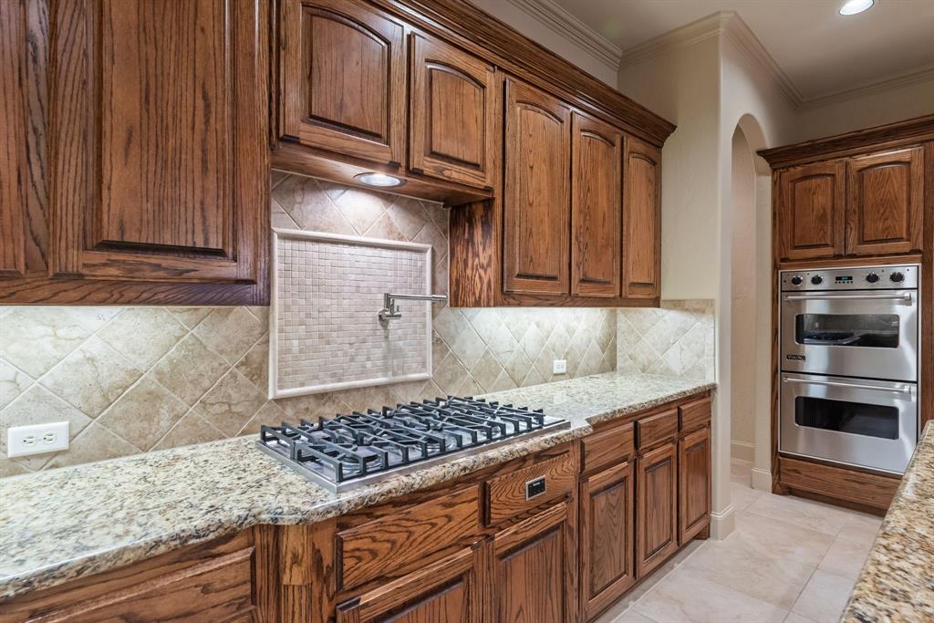 1516 Silverleaf Drive Property Photo 12