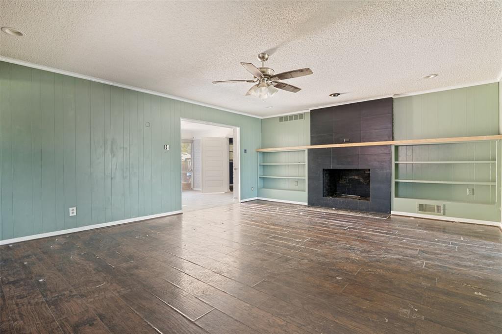 1717 Douglas Drive Property Photo 4