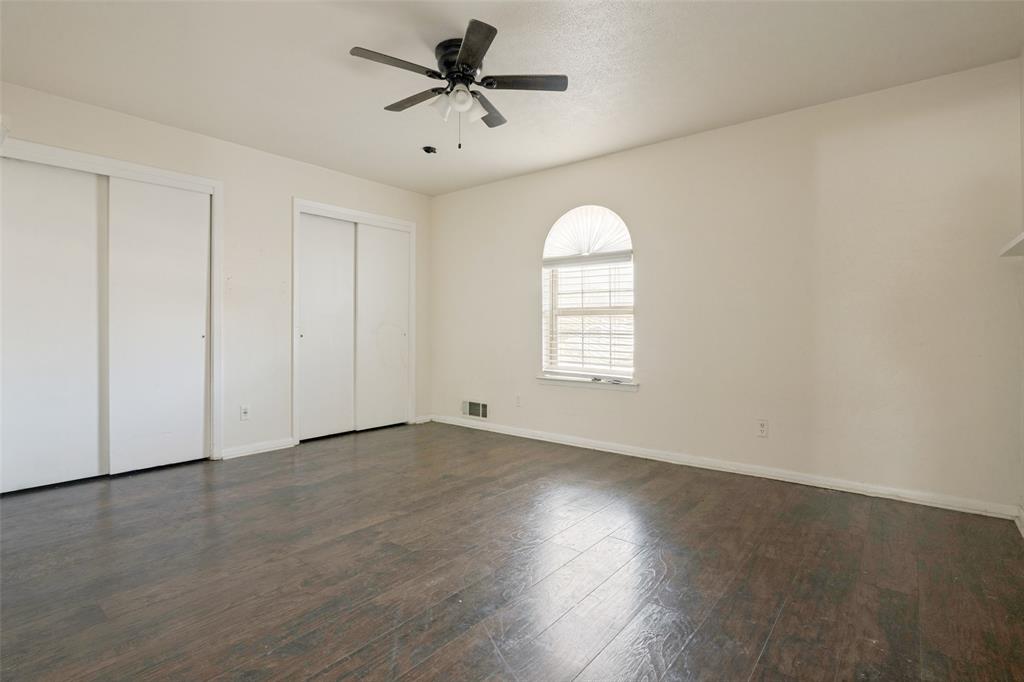 1717 Douglas Drive Property Photo 9