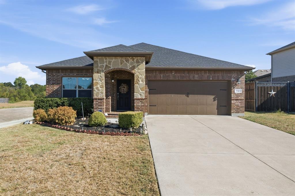 7101 Creighton Court Property Photo 1