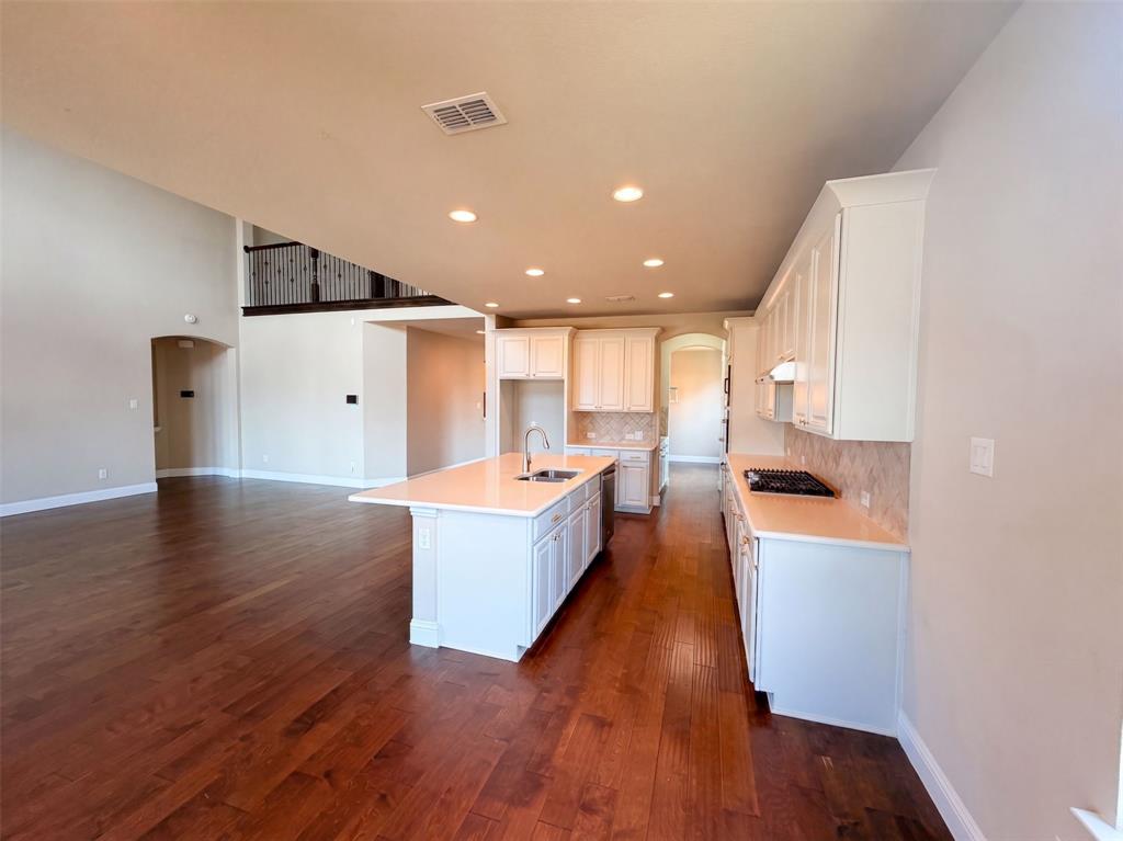 1621 Liberty Way Trail Property Photo 4