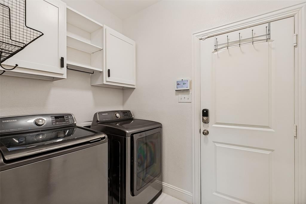 9564 Lance Drive Property Photo 13