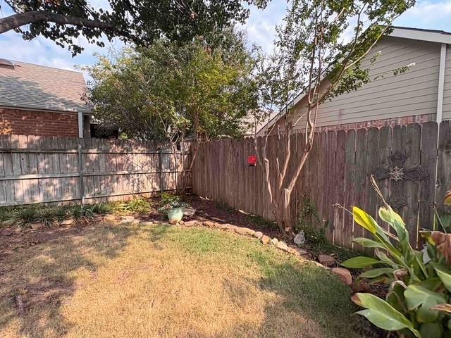 1828 Maplewood Trail Property Photo 14