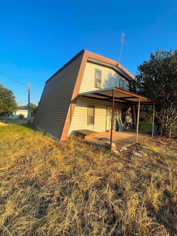 105 Avenue A Property Photo 2