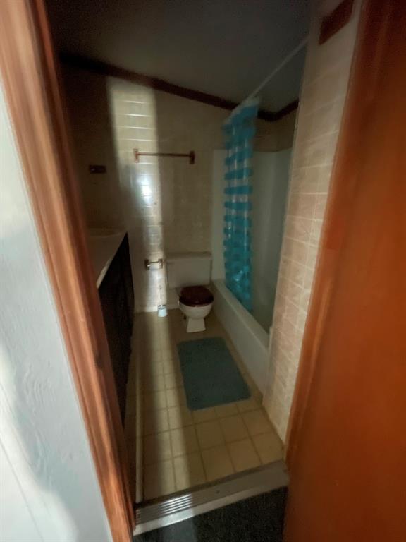 105 Avenue A Property Photo 10