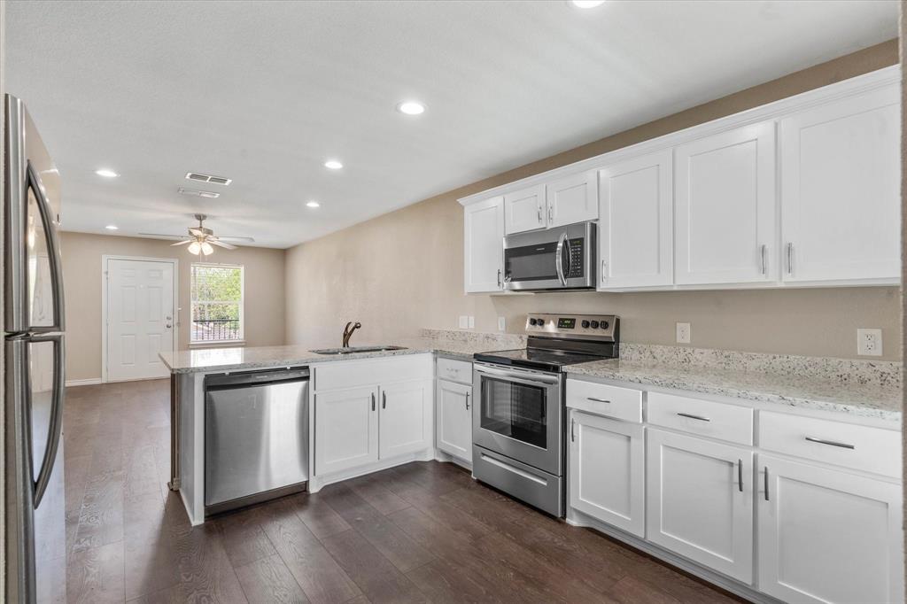 1406 Courtney Place D Property Photo 2