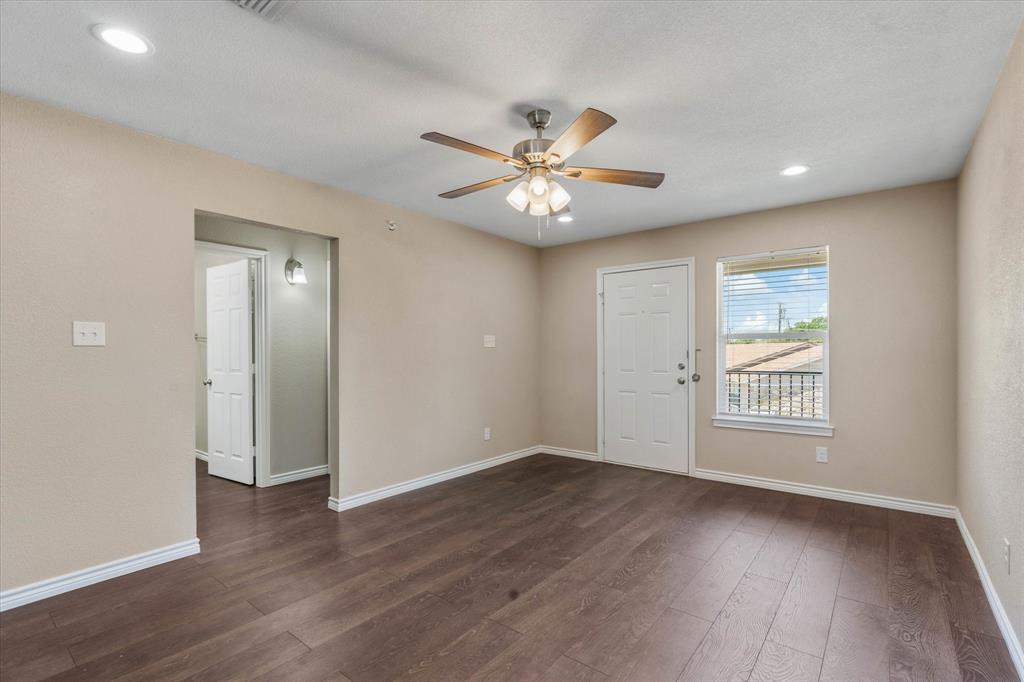 1406 Courtney Place D Property Photo 12
