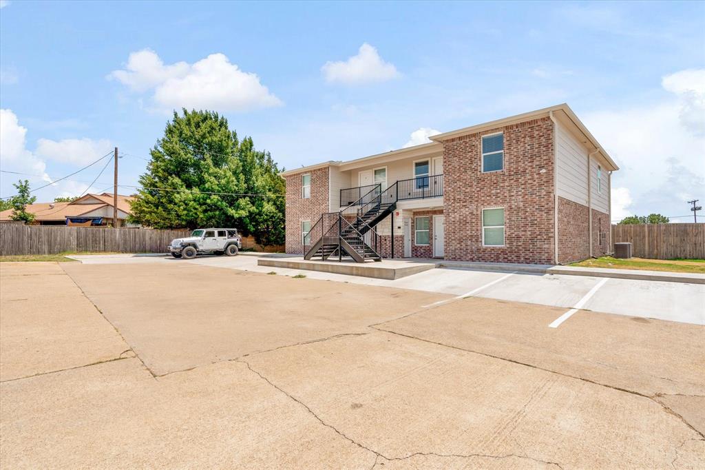 1406 Courtney Place D Property Photo 25