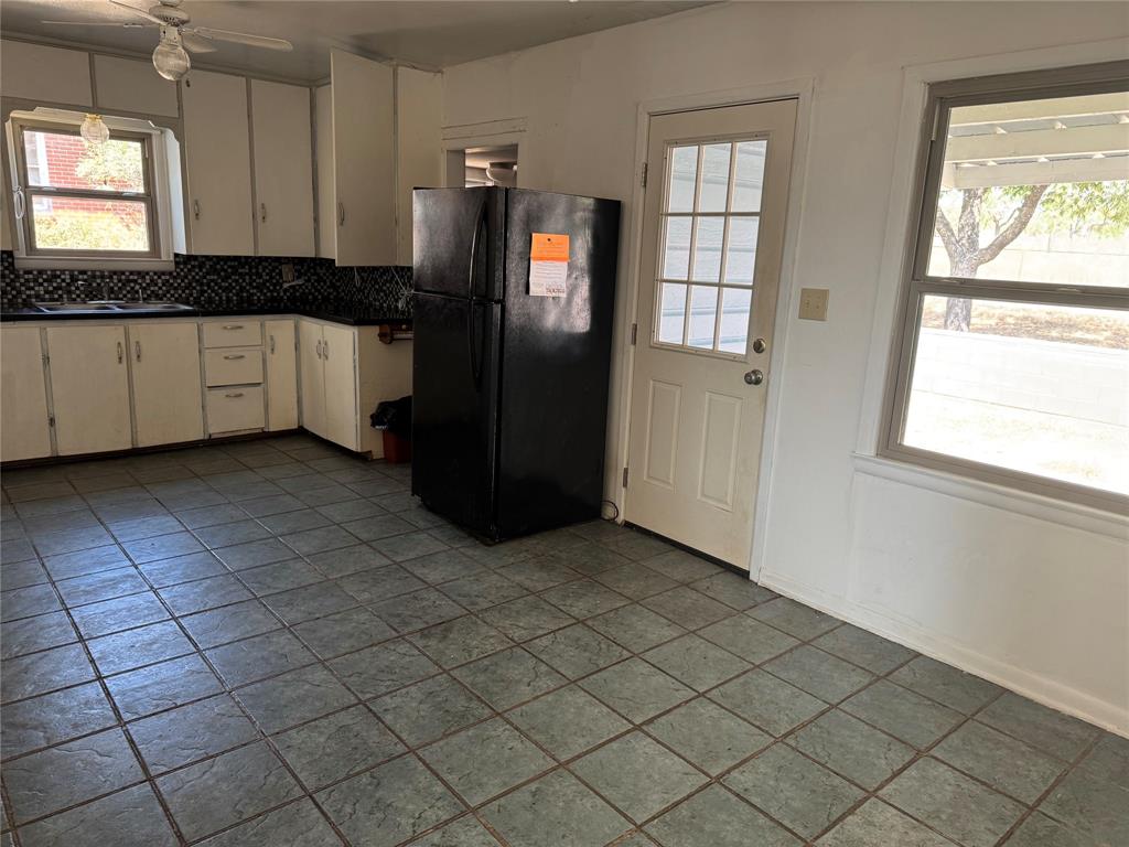 649 Cherry Street Property Photo 11