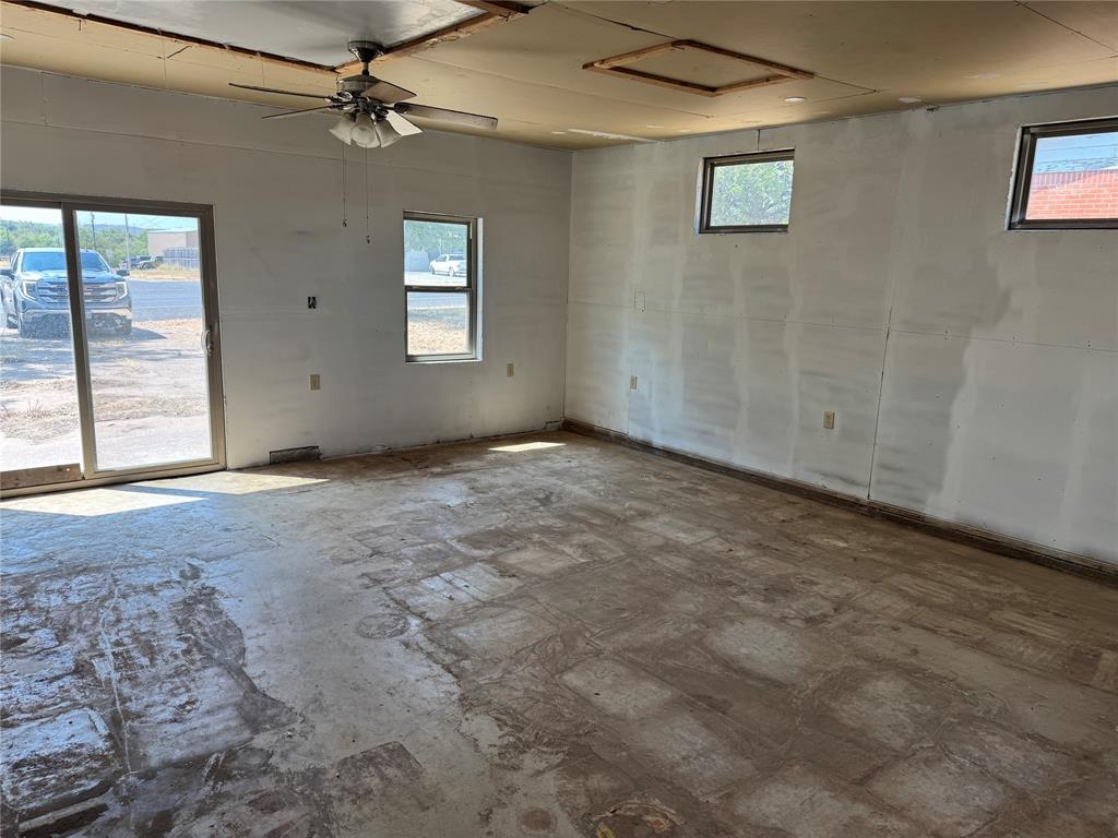 649 Cherry Street Property Photo 14
