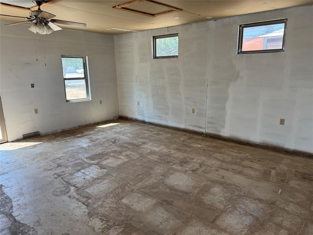 649 Cherry Street Property Photo 15