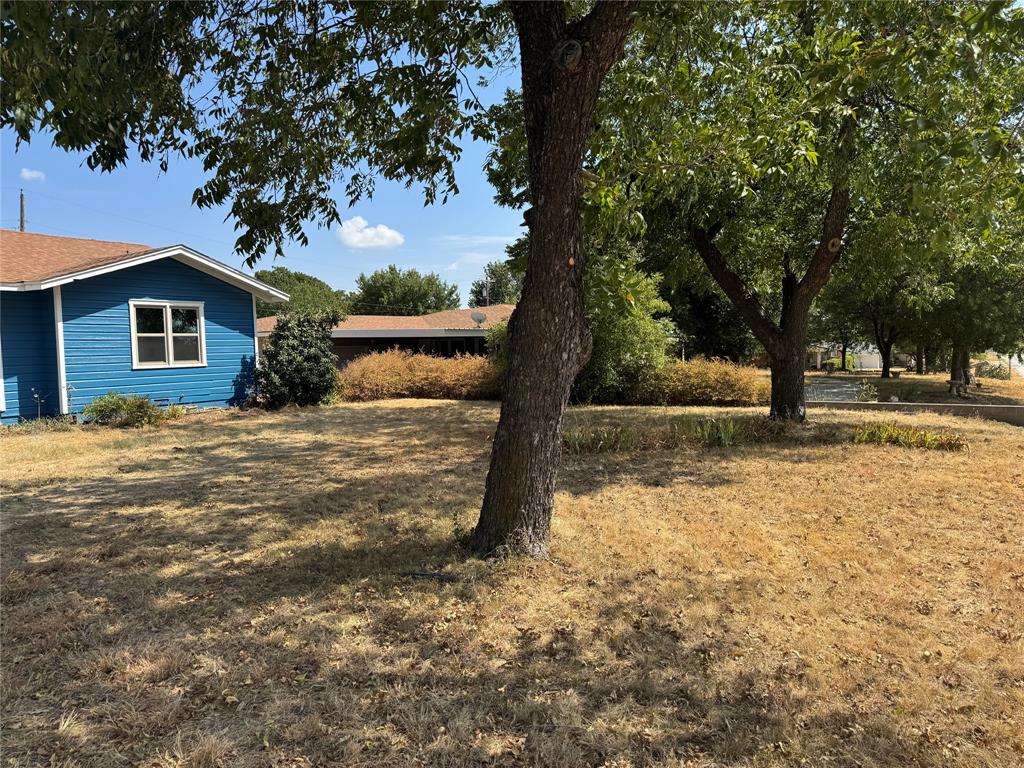 649 Cherry Street Property Photo 23