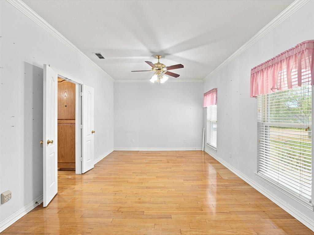 401 Faith Trail Property Photo 6