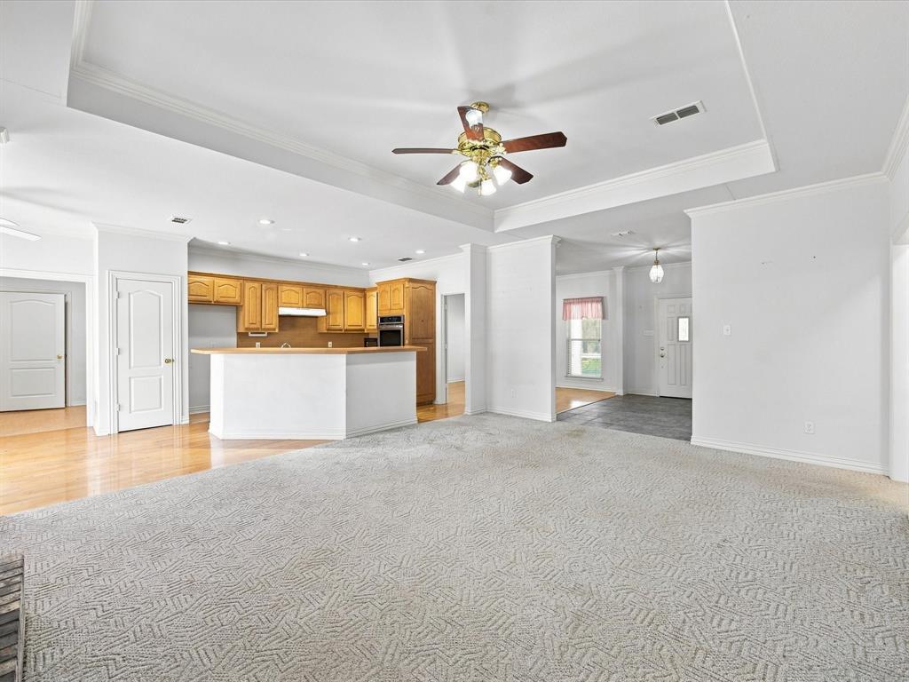 401 Faith Trail Property Photo 11