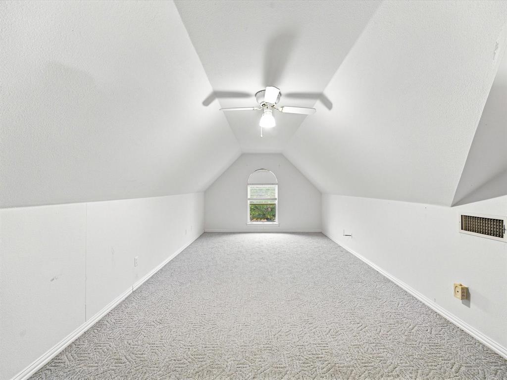 401 Faith Trail Property Photo 26