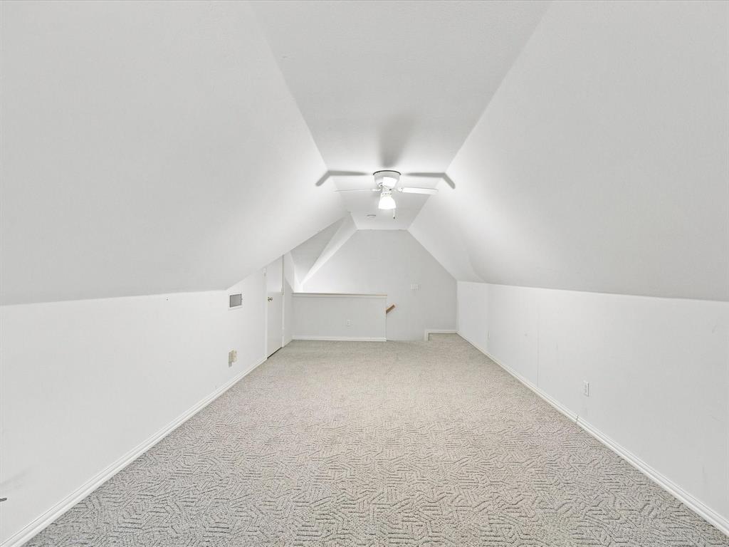 401 Faith Trail Property Photo 27