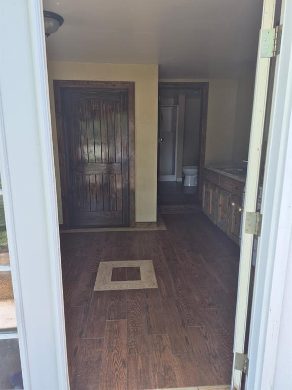 406 Broad Street Property Photo 10