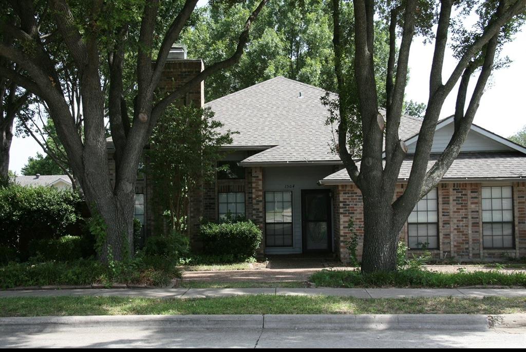 1504 Kesser Drive Property Photo 1