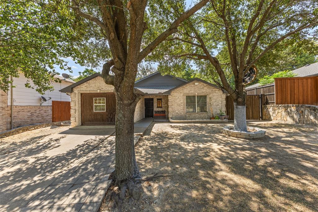 4012 Whitby Avenue Property Photo 1