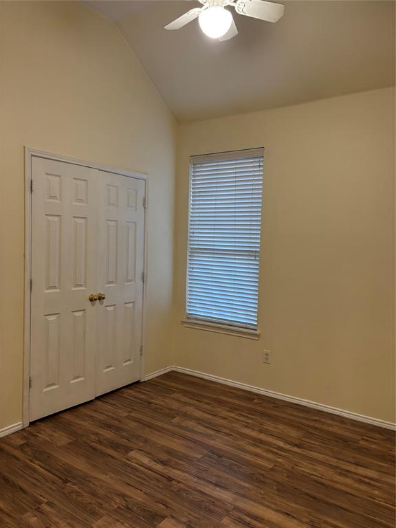 1002 Annalea Brook Drive Property Photo 7