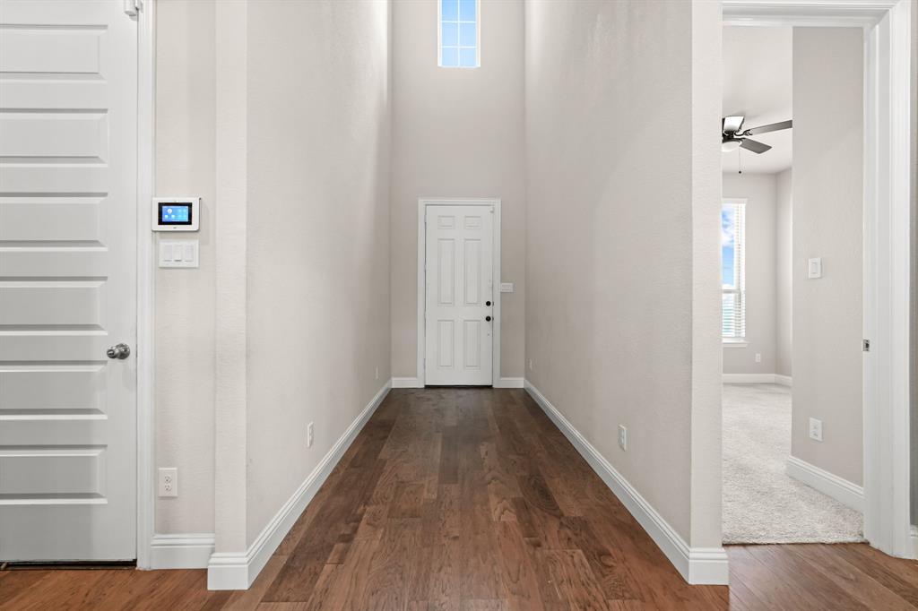 712 Brody Trail Property Photo 4