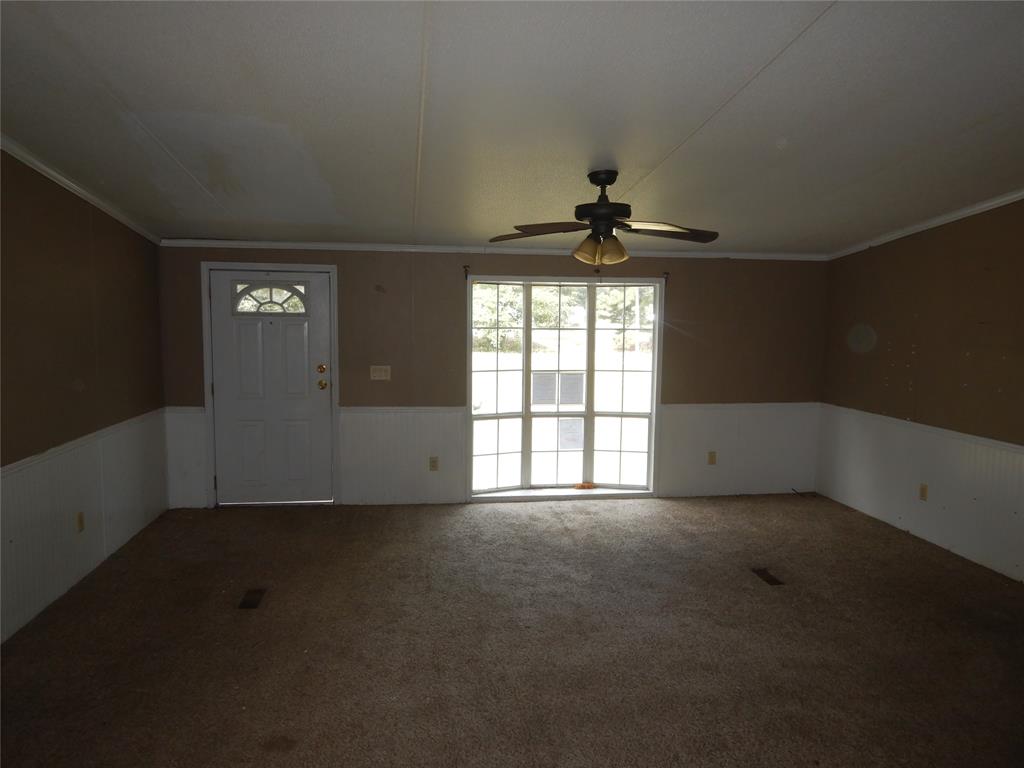 5640 Highway 157 Property Photo 3