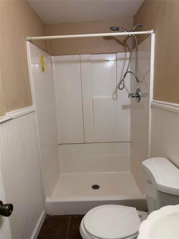 2418 Fulton Drive Property Photo 8