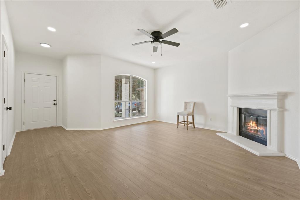 4748 Birchbend Lane Property Photo 4