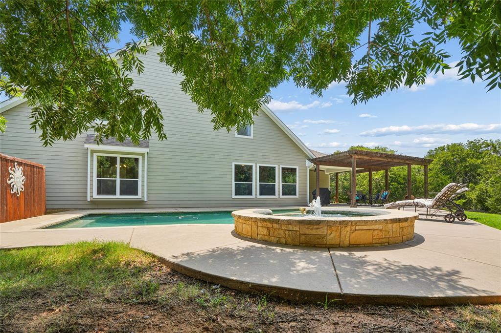 150 Fall Creek Property Photo 32